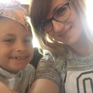 Meet your Posher, Stacey